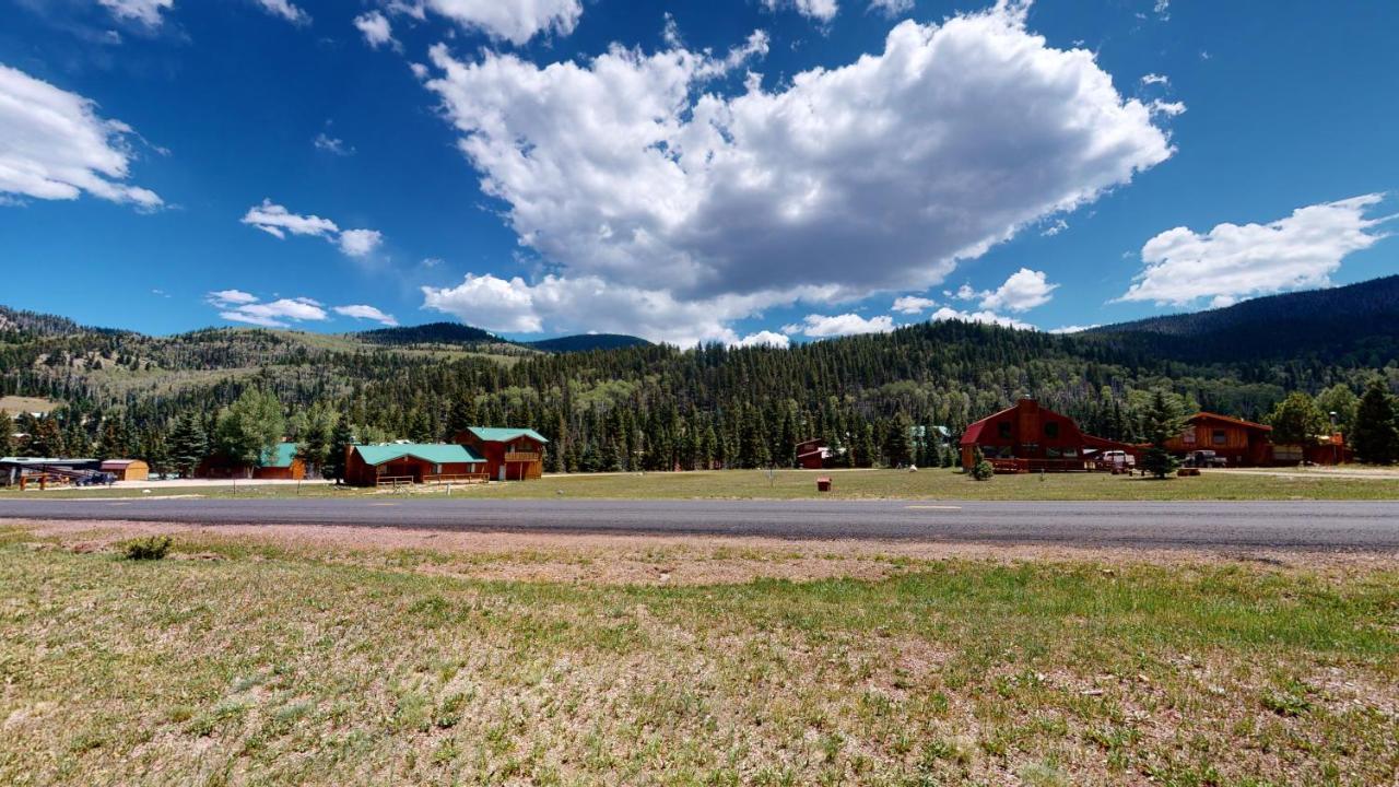 Aspen Hollow In The Upper Valley With High Speed Wifi レッドリバー エクステリア 写真